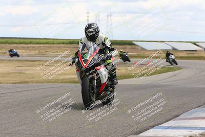 media/Apr-26-2024-TrackDaz (Fri) [[c4b677d280]]/C Group/140pm (Wheelie Bump)/